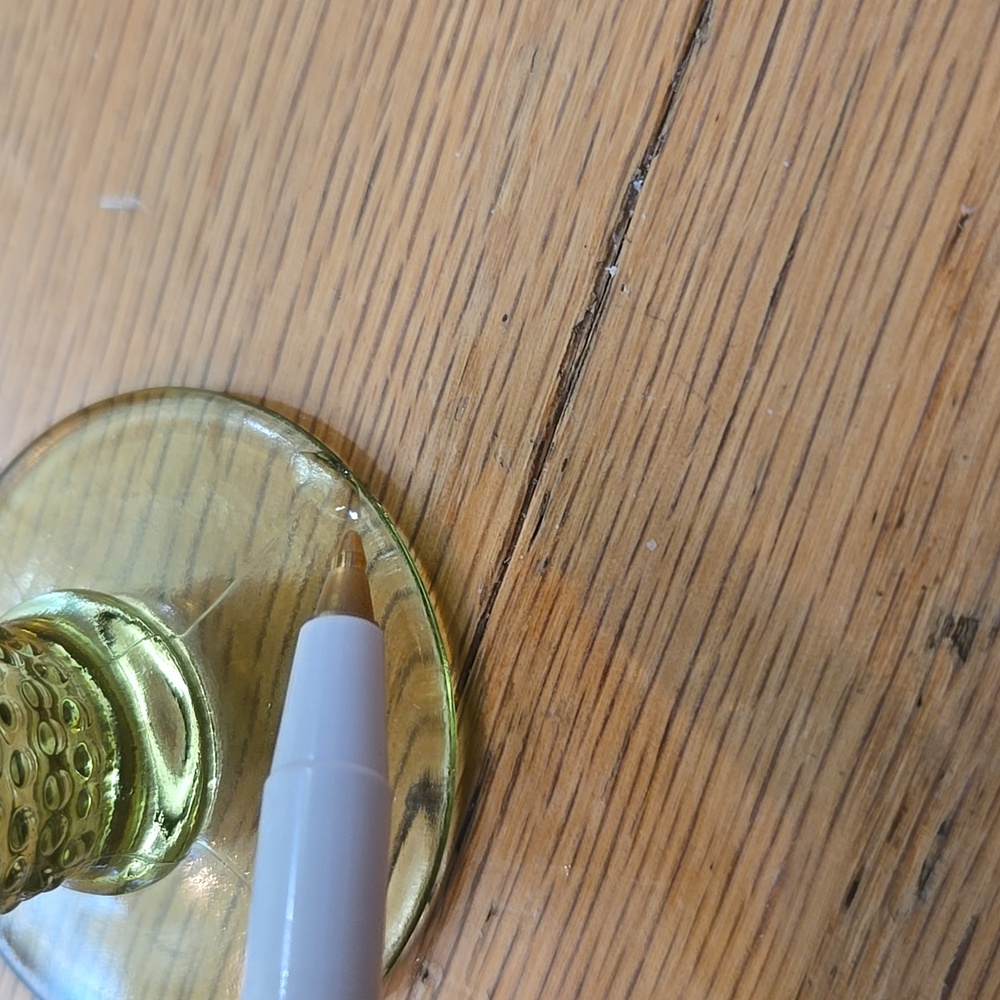 VTG Fenton Soft Green Glass Ruffled Hobnail 3.75" Small Vase - Picture 5 of 6